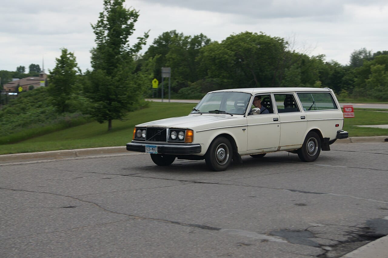 Volvo 240 GL Kombi, övrigt
